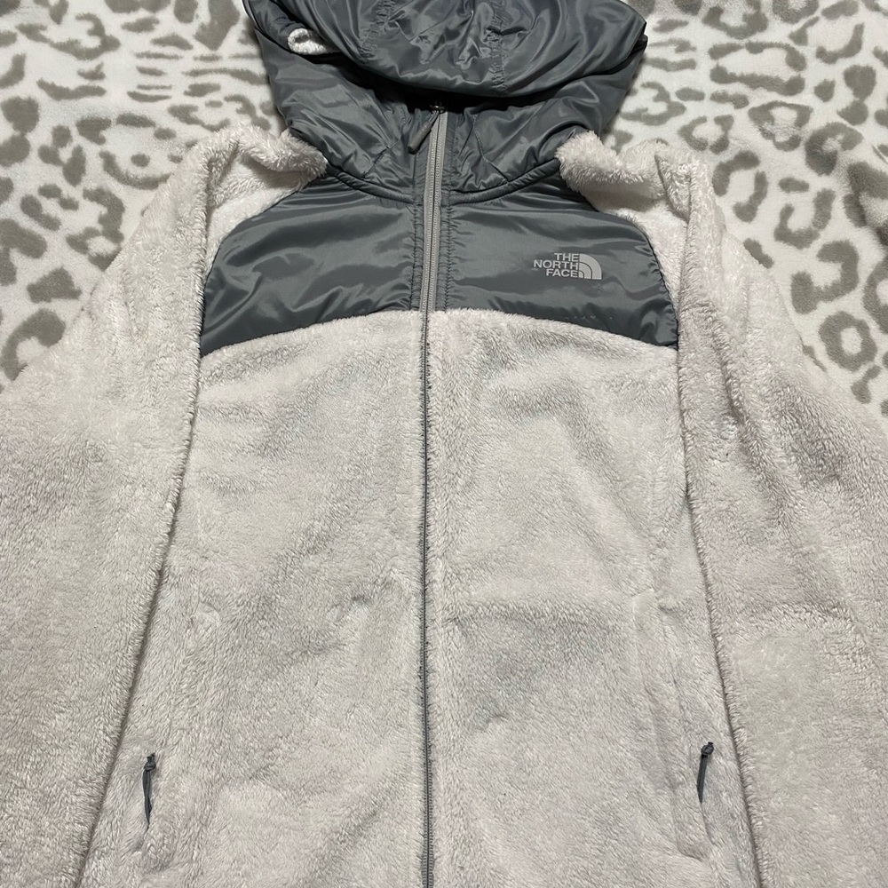 Women’s North Face jacket